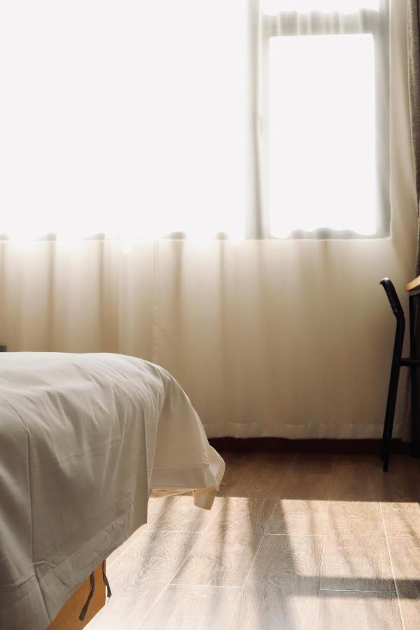 Travel Light Inn Гуйлинь Экстерьер фото