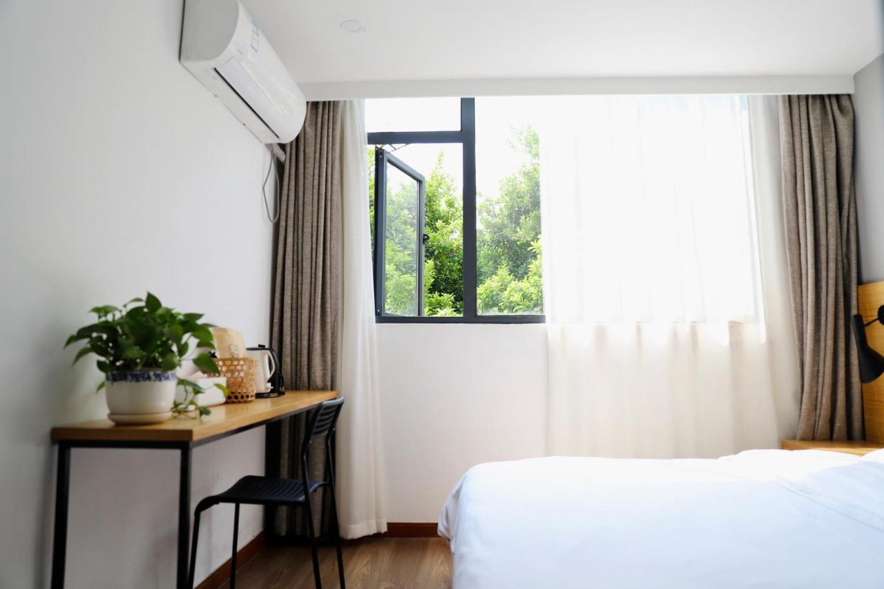 Travel Light Inn Гуйлинь Экстерьер фото